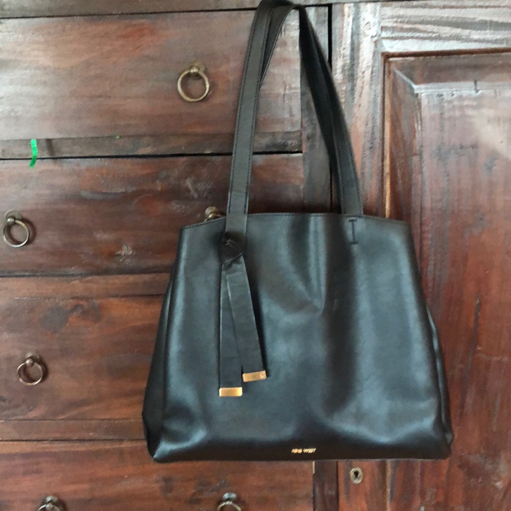 Women’s Nine West black purse